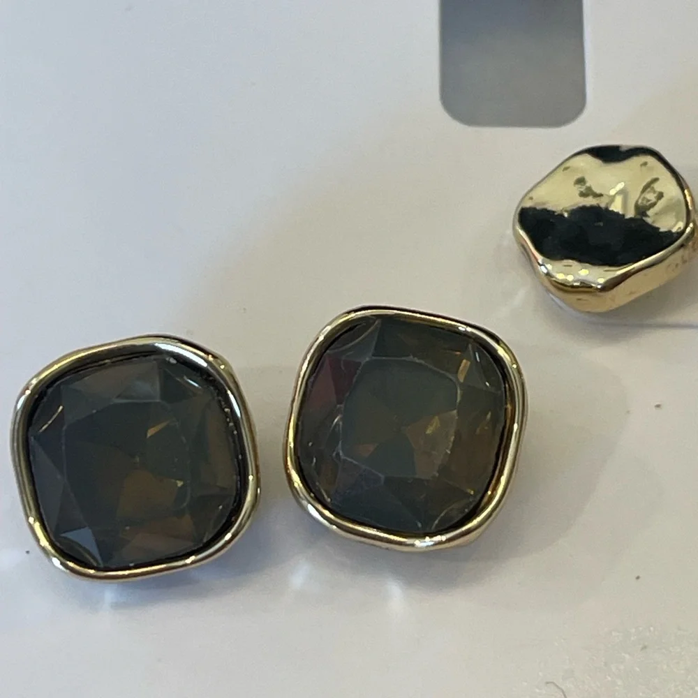 NEW Style & Co Two Piece Set Colored Stone Square Stud Earrings Brown & Gold